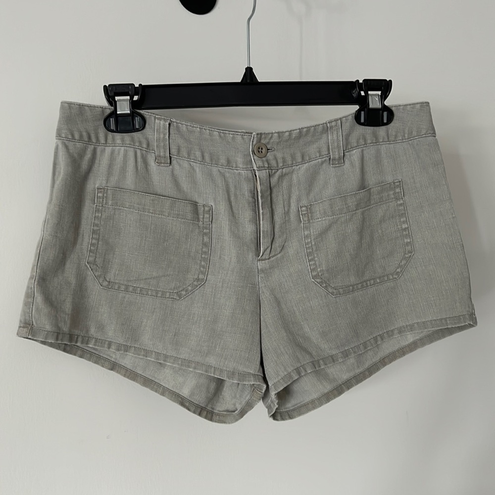 Free People Linen/Cotton Taupe Shorts - Size 5